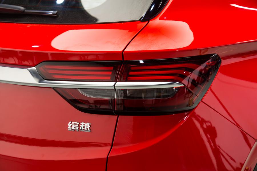 Детали экстерьера Geely Bin Yue Sport (SX11) 2018 года  (фото 36 из 40)